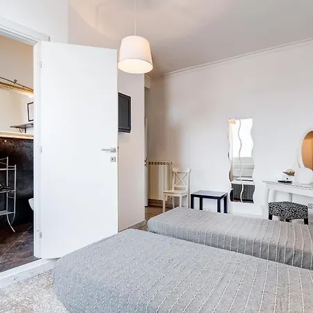 San Pietro 3 E Bagno In Camera Apartment Rome
