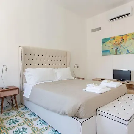 Vittoria Terrace Penthouse At The Spanish Steps Rome