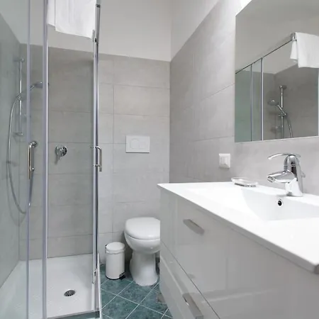 Vittoria Terrace Penthouse At The Spanish Steps *