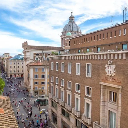 Vittoria Terrace Penthouse At The Spanish Steps Apartment *
