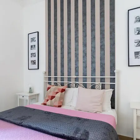 Zaira Bed & Breakfast