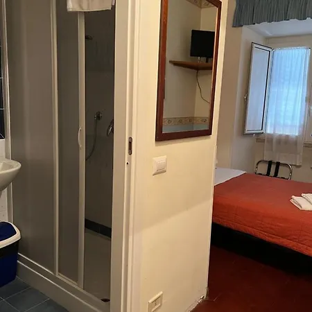 Bed & Breakfast San Michele A Porta Pia 3*