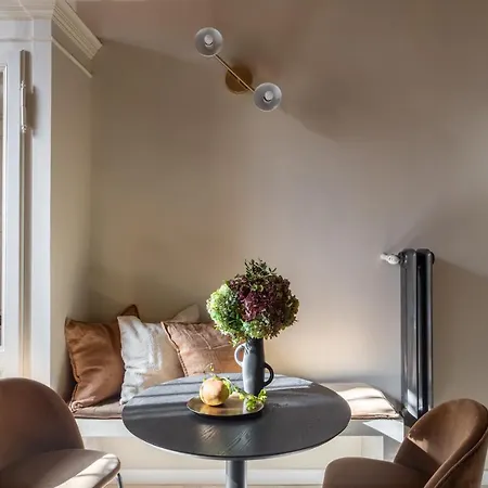 Iflat Luxury And In The Heart Of Trastevere * Рим