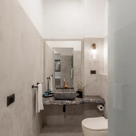 Iflat Luxury And In The Heart Of Trastevere * Рим