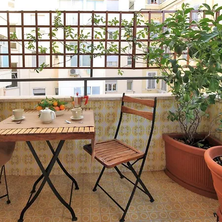 Deco's Place Teodora *