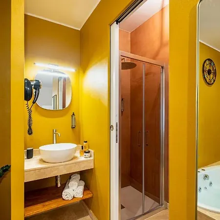 Guest house Mytinyhome Festina Lente