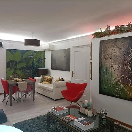 Contemporary Art By Spanish Step Rome