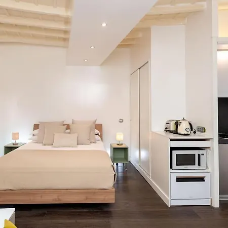 Apartment New! Lovely 1 Min From Campo De' Fiori