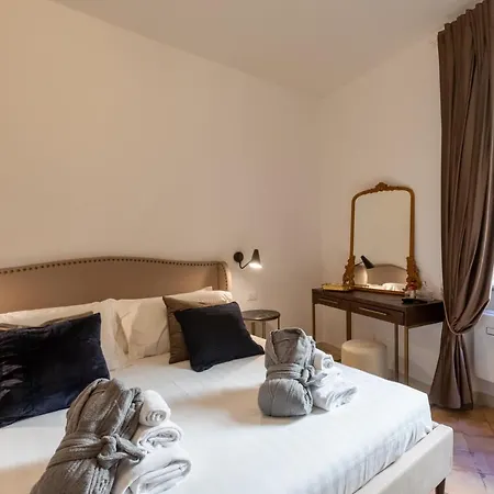 Navona Apartment