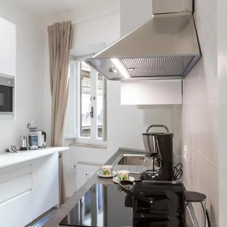 Navona Apartment *