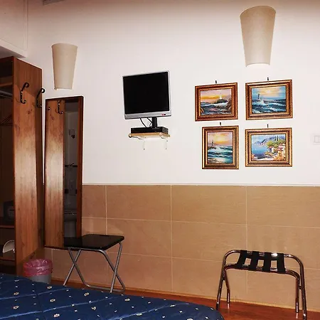 Bed & Breakfast San Peter 2*