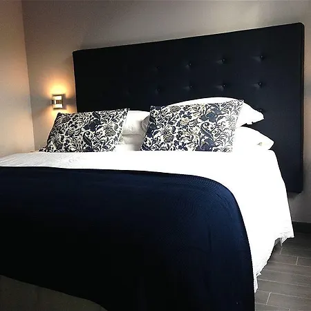 77 Bed & Breakfast Řím