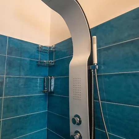 With Independent Entrance - Termini/aquarium * Rome
