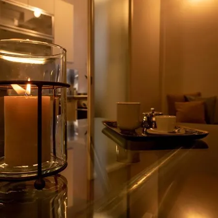 Anna Trevi 52 Luxury