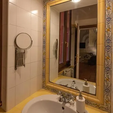 Apartment Anna Trevi 52 Luxury Rome