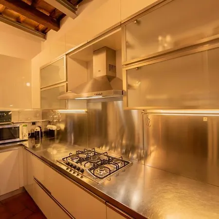 Anna Trevi 52 Luxury Apartment Rome