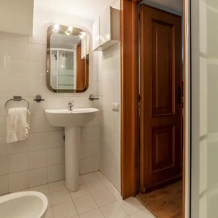 Apartment Roomy&cozy With Shared Terrace *