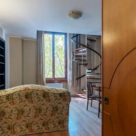 Roomy&cozy With Shared Terrace Apartment Rome