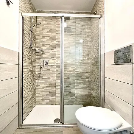 Colosseum Guest house
