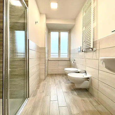 Colosseum Guest house *