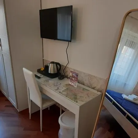 Guest house Aurelio Deluxe *