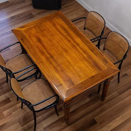 Coronari-rental In Apartment