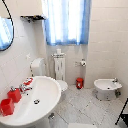 Easy Holidays - In Selci *