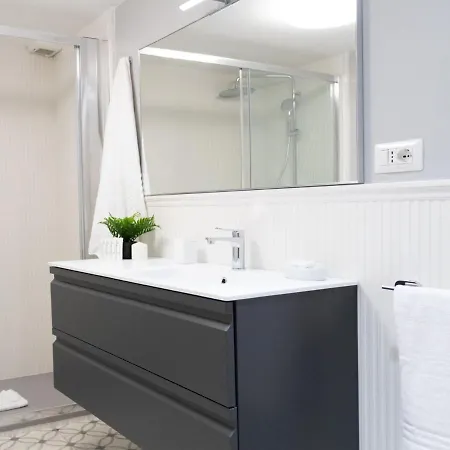 Lägenhet The Rent - Stylish One-bedroom In Piazza Barberini