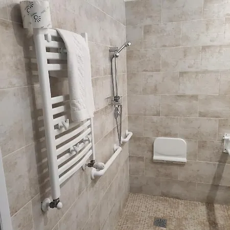 Big Bang Szálloda 2*