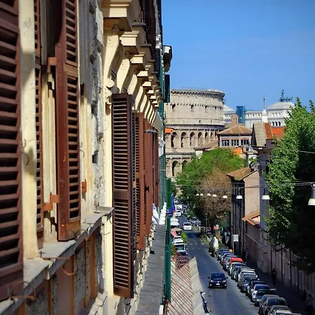 Bellezza Al Colosseo - & Apts Rome