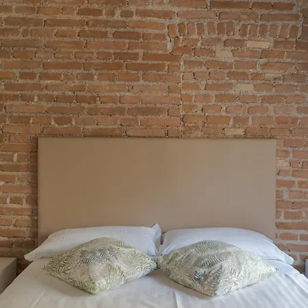 White Ostilia * Rome