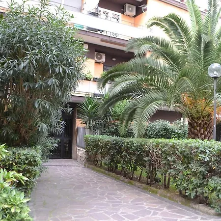 Apartment Casa D'arte Mary Rome