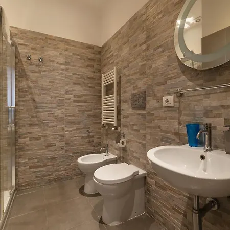 Frattina 1 - Fromhometorome Apartment