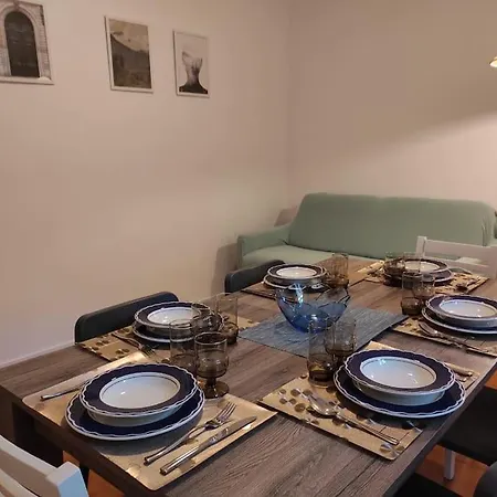 Locazione Turistica Di Via Ottaviano A Apartment