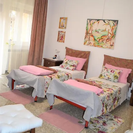 Casa Mary Roma
