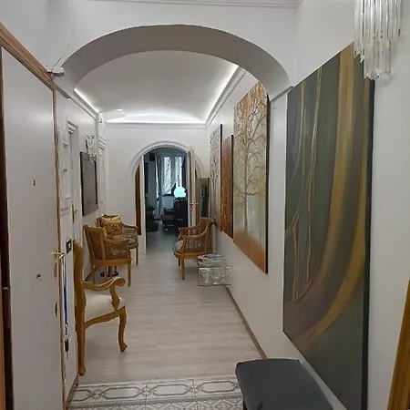 Contemporary Art By Spanish Step