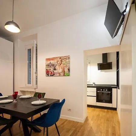 Splendido Nel Centro Di Roma, Monti Apartment