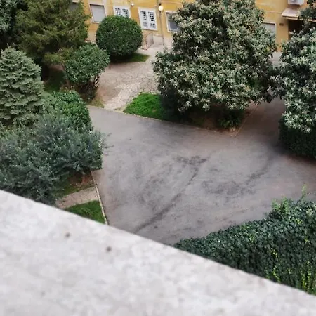 Apartment Fiore Cinecitta Rome