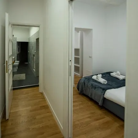 Apartment Splendido Nel Centro Di Roma, Monti Rome