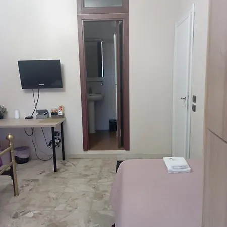 B&B 