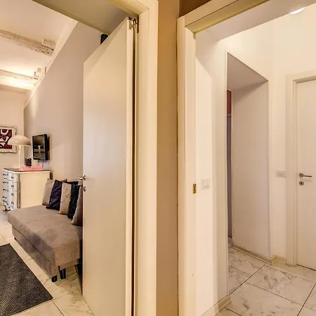 The Great Pop Apartment Rom