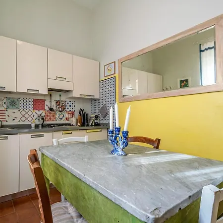 Amazing In With Wifi And 2 Bedrooms Apartment *