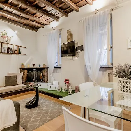 Apartment Trevi Fountain Garden Rome