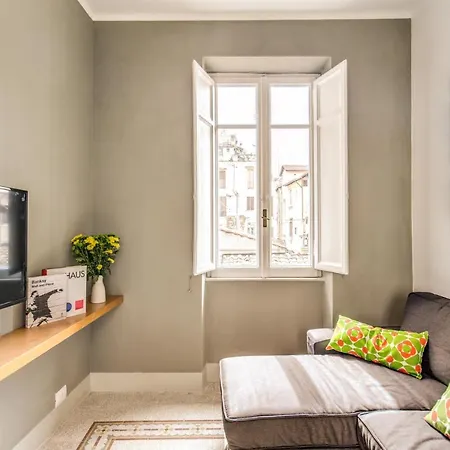 Monti Coliseum Apartment *