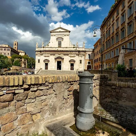 Appartamento Colosseo-fori Imperiali Storico *