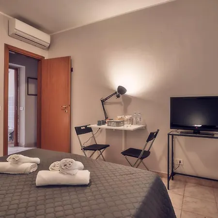 Travelershome 170 Station Street * Ciampino