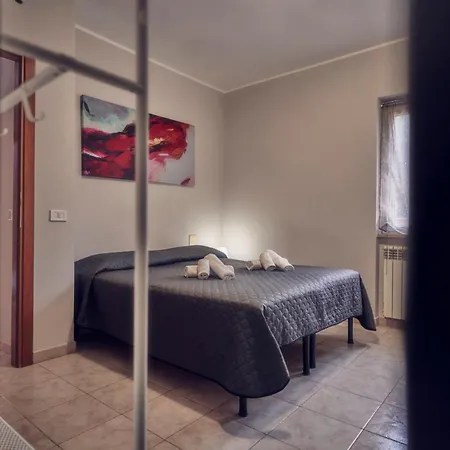 Nocleg ze śniadaniem Travelershome 170 Station Street Ciampino