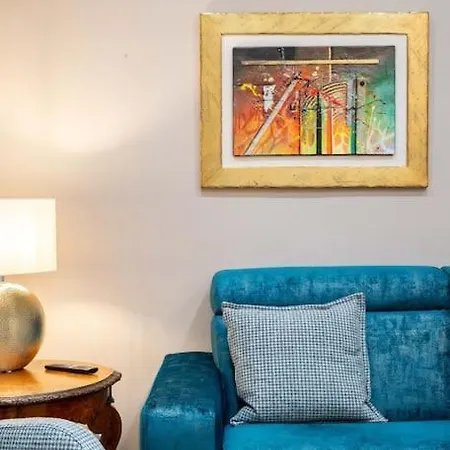 Apartment Colosseum 10steps Away, Marco Aurelio Luxury House Rome
