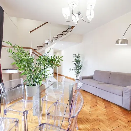Apartment Penthouse In The Heart Of The Center Rome