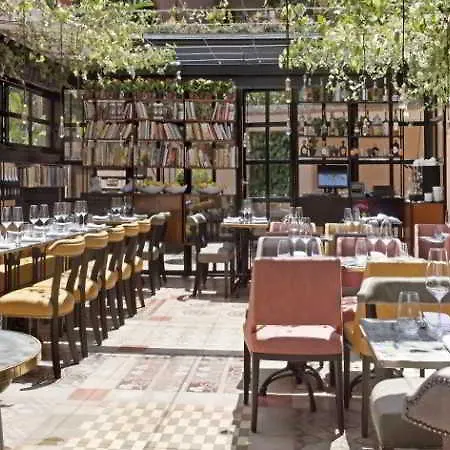 The Corner 4* Roma